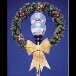 Wreath With Glittered Bow